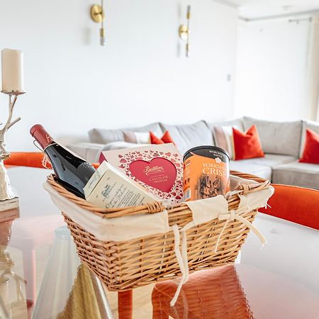 The View Greenwich - Luxury River Thames Apartment 런던 외부 사진