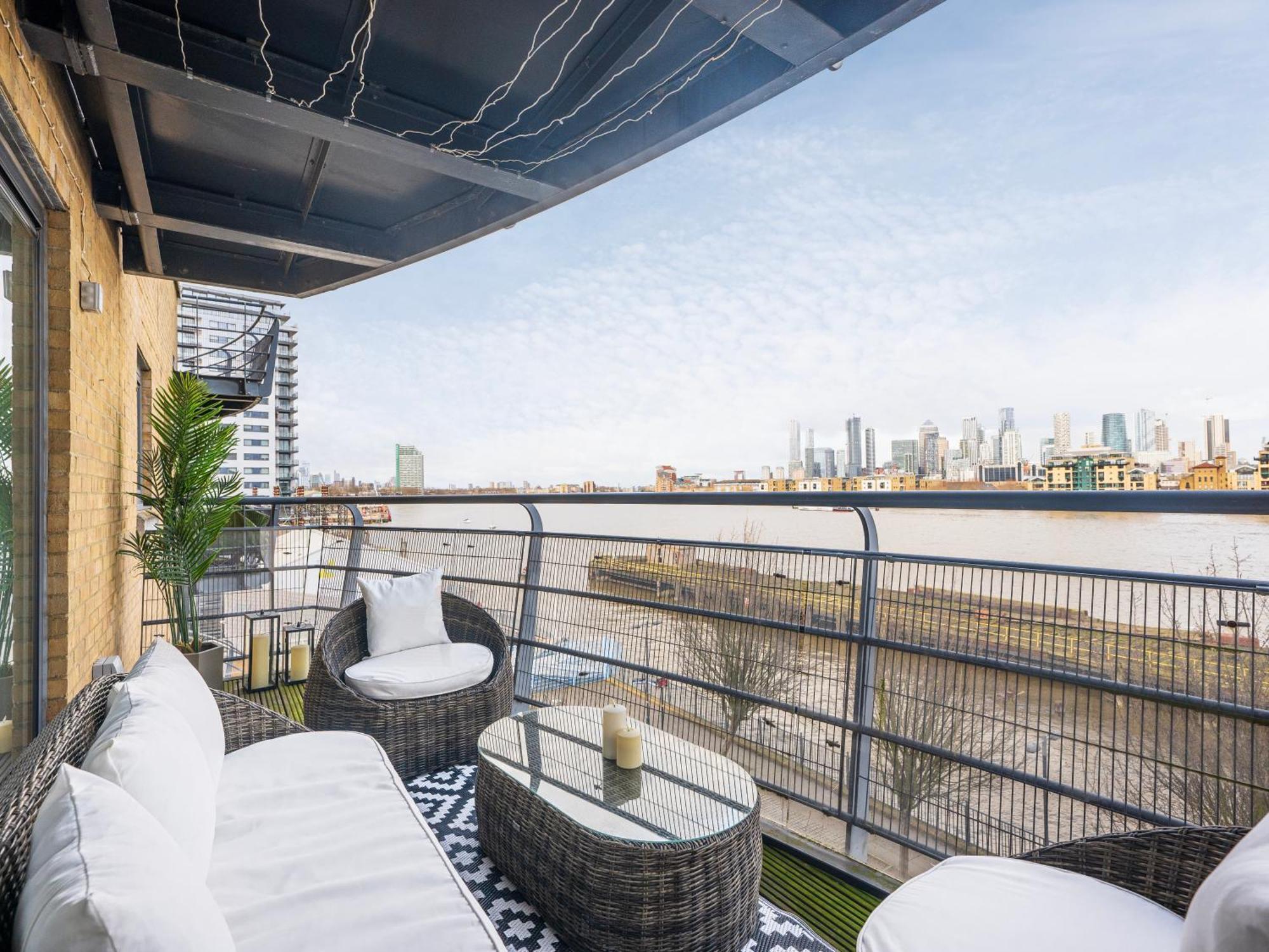 The View Greenwich - Luxury River Thames Apartment 런던 외부 사진